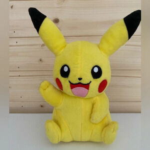POKÉMON PIKACHU | TOMY Stuff Animal | Size: 9” | Color: Yellow
